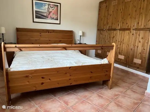 Location de Vacances Espagne, Costa Brava, Calonge, villa - Casa la Curva ...avec beaucoup d'espace de rangement.