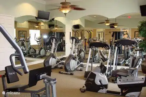 Fitnessraum im Clubhaus.