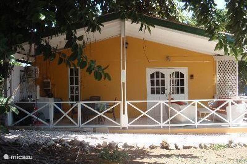 Vacation rental Curaçao, Banda Ariba (East), Seru Coral Bungalow Bungalow Melvyra Curacao (Lid van KvK)