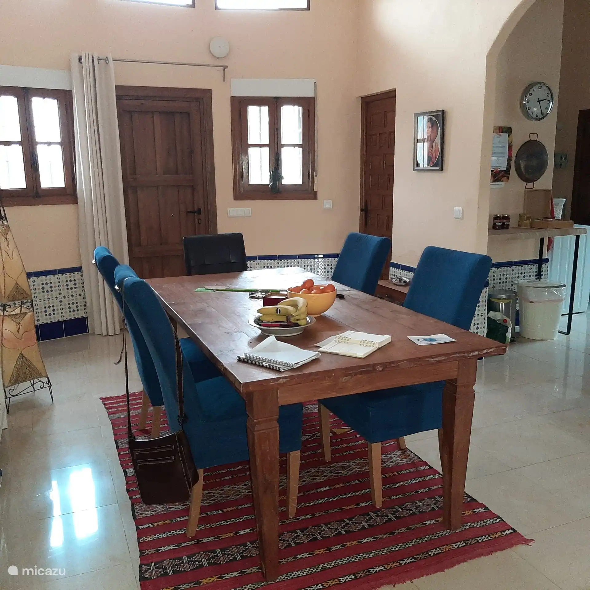 The dining room for 6 people