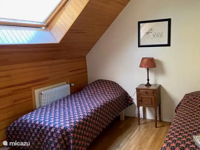 boerderij huren in Frankrijk, Yonne, Lainsecq – Le Champmartin Derde slaapkamer met 2 eenpersoons bedden.