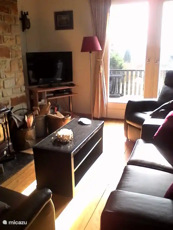 Wohnzimmer im Sommer