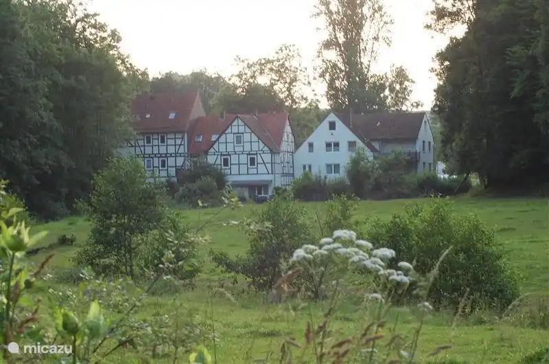 Zurück von der Wohnung entfernt.