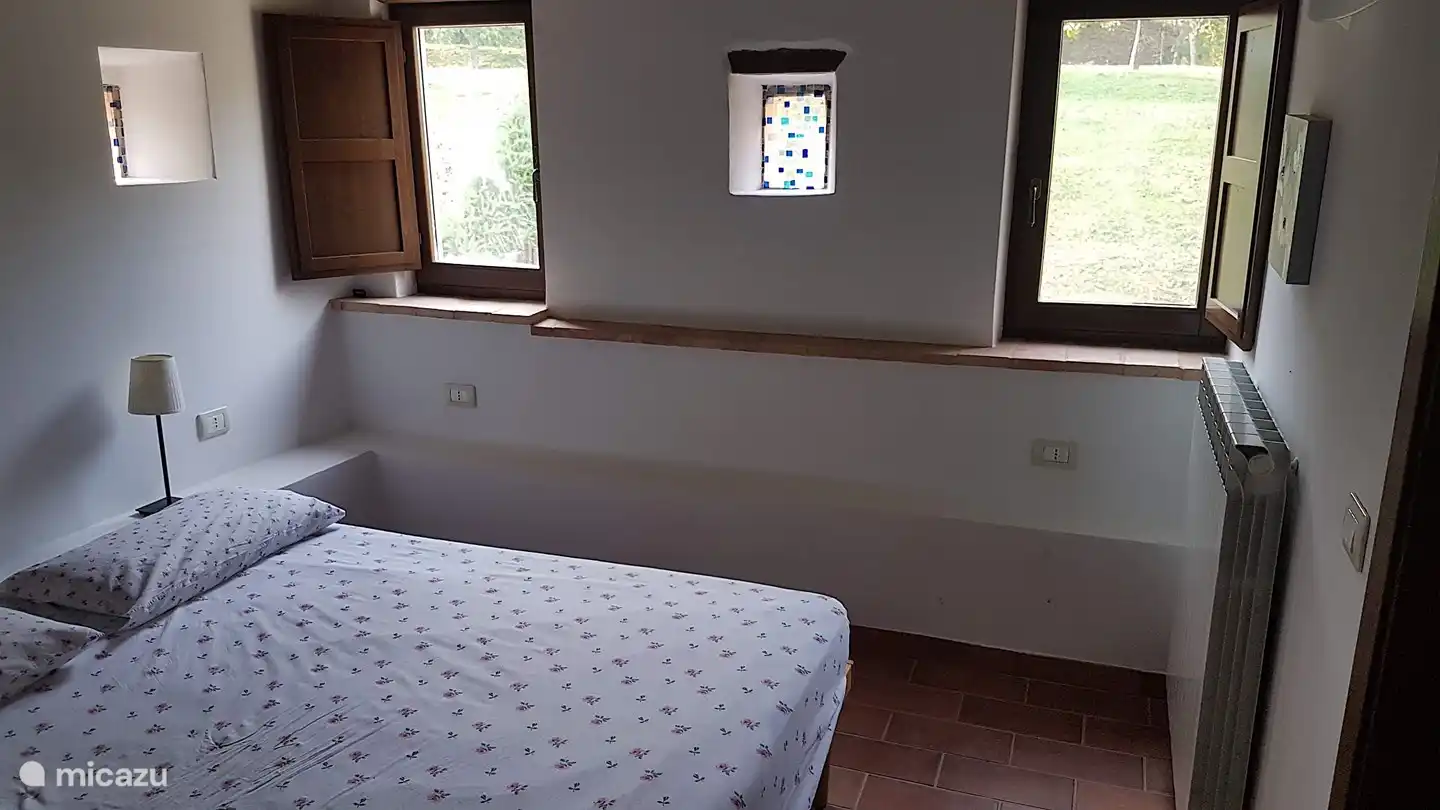 Schlafzimmer im Erdgeschoss mit Dusche (SK 4, Grundriss) mit AIRCO