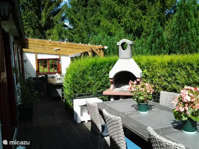 Thury | France, Yonne, Thury - maison de vacances terrasse avec barbecue