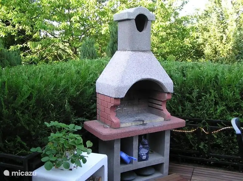 Barbecue sur la terrasse.