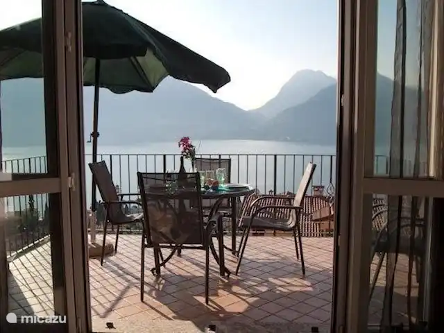 Location de Vacances Italie, Lac de Côme, Menaggio, appartement - Résidence Romana La vue idyllique depuis le balcon