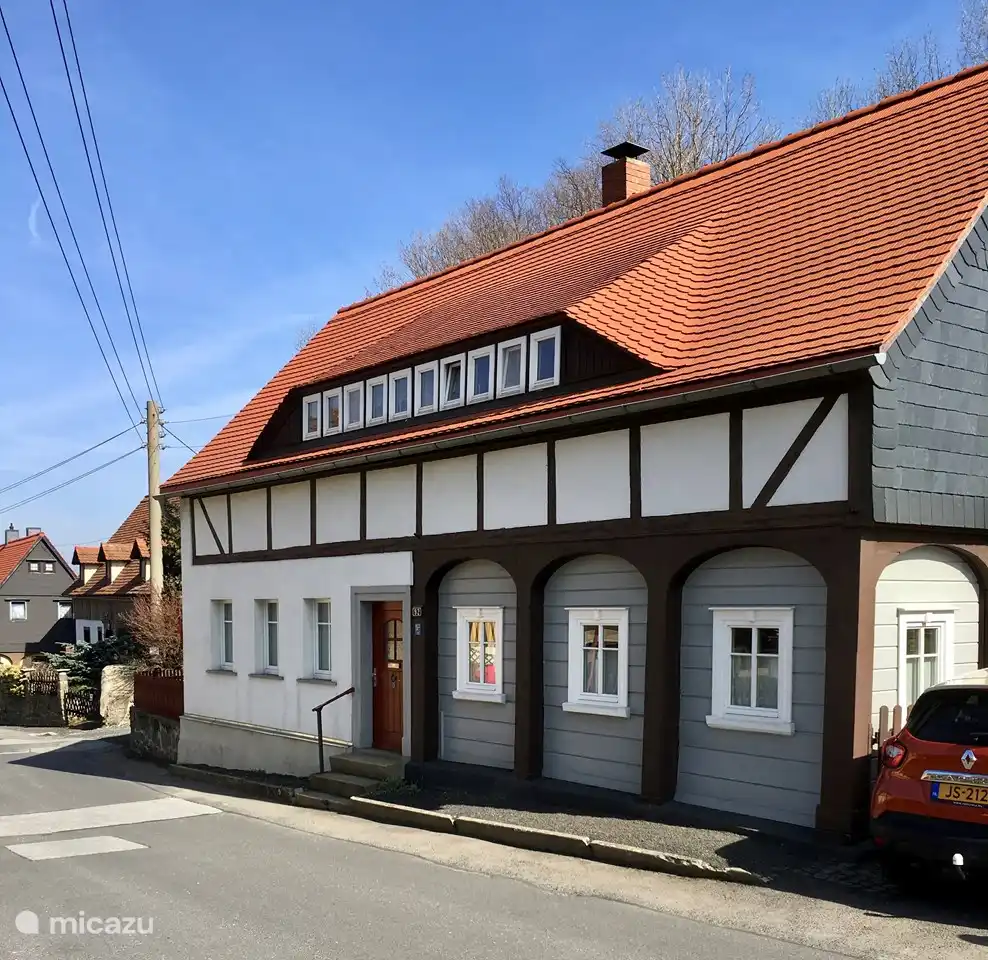 Rent Haus Am Butterberg In Waltersdorf Saxony Micazu