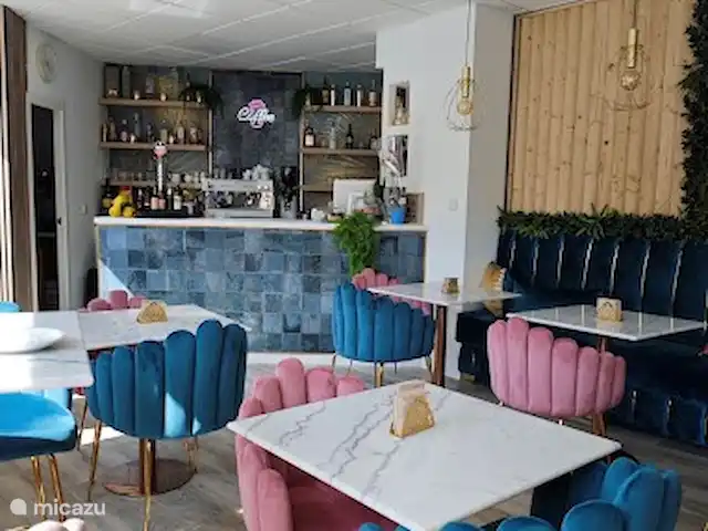 SOL Y MAR, HEERLIJK  appartement. huren in Spanje, Costa Blanca, El Campello - appartement Sinds mei 2024 ook in ons gebouw gevestigd het gezellige cafe Las Nuzza's