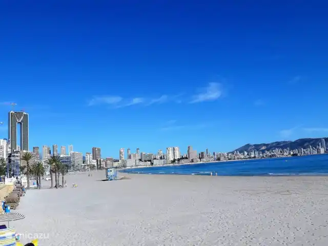 SOL Y MAR, HEERLIJK  appartement. huren in Spanje, Costa Blanca, El Campello - appartement Maar even verderop in het centrum van El Campello is een enorm groot strand. Maar ook het nabij gelegen dorp Vllayoisa een prachtig enorm strand.