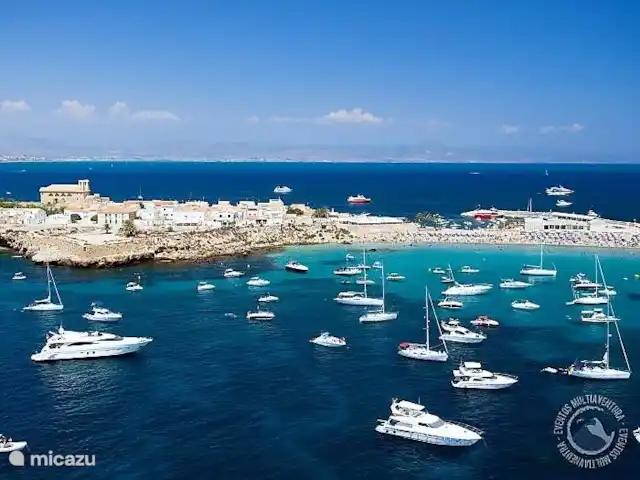 SOL Y MAR, HEERLIJK  appartement. huren in Spanje, Costa Blanca, El Campello - appartement Een dagje naar het eilandje Tabarca via de haven van Santa Pola. 30 minuten rijden