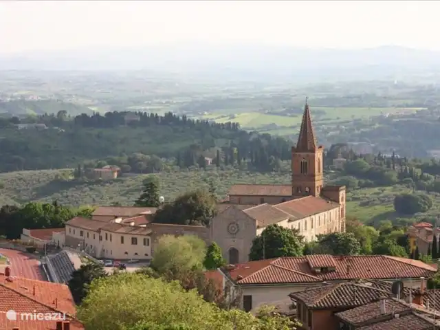 vakantiehuis huren in Italië, Umbrië, Panicale – Casa delle Rondini vergezicht over het Trasimeno meer