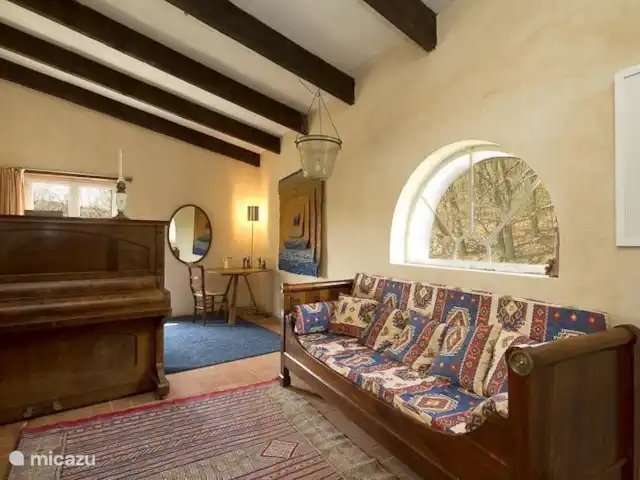 Location de Vacances France, Drôme, Le Poet-Laval, maison de vacances - Pierre à Feu Chambre 3 / salle de musique
