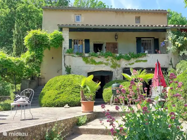 Location de Vacances France, Drôme, Le Poet-Laval, maison de vacances - Pierre à Feu
