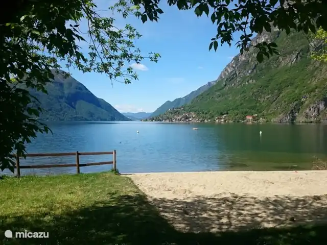 Porto Letizia P11 huren in Italië, Italiaanse Meren, Porlezza - appartement Ruim en schoon strand - zand en grit.  Ideaal voor kleine kinderen.
