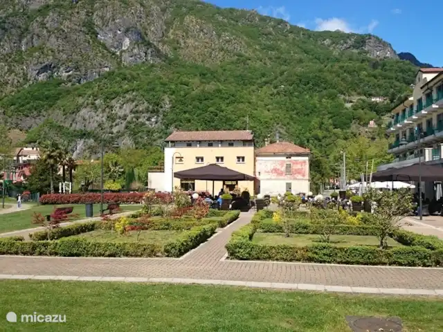 Porto Letizia P11 huren in Italië, Italiaanse Meren, Porlezza - appartement Fraaie tuin pal voor het Palazzo.
