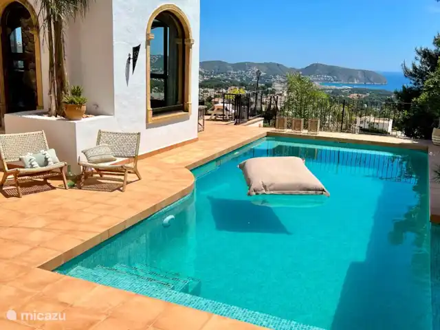 Villa Royal Palm | Espagne, Costa Blanca, Moraira - villa Piscine avec une fenêtre d’où vous pouvez regarder la cuisine extérieure sous l’eau.