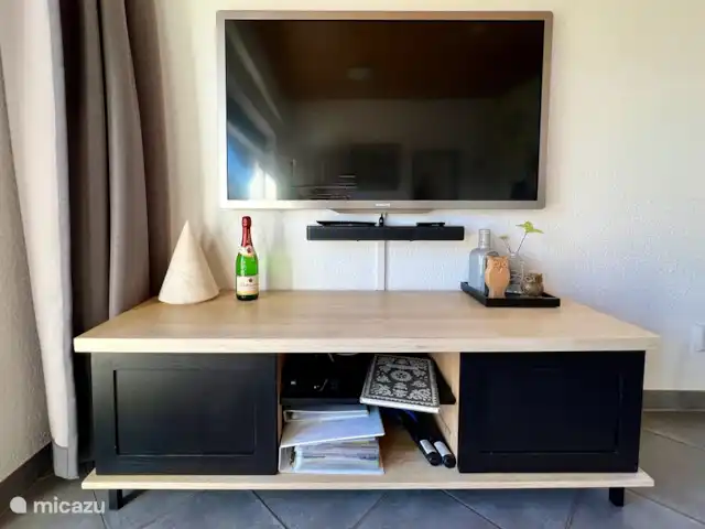 Landhaus Aulatal 62 **** | Allemagne, Hesse, Oberaula - bungalow Télévision grand écran avec toutes les chaînes nationales néerlandaises.