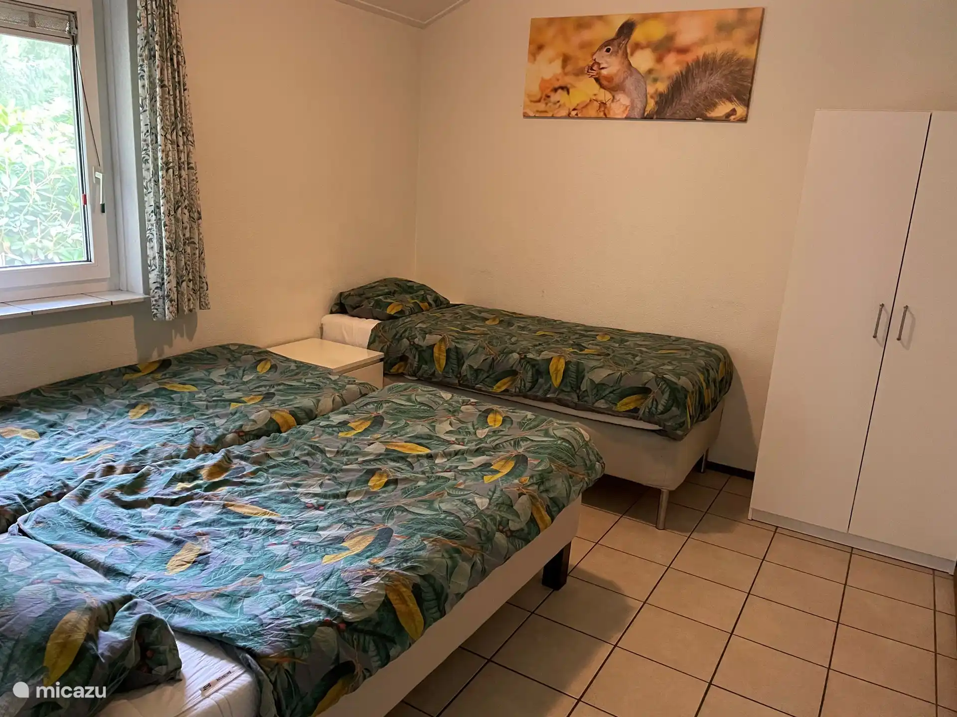 Schlafzimmer 4 mit 3 Einzelbetten