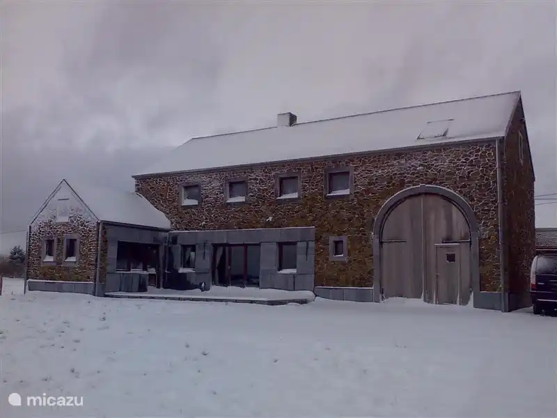 wardrobe in a bedroom