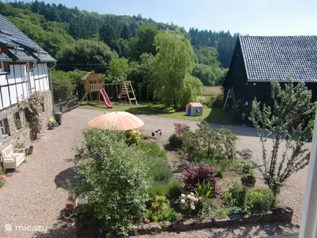 Location de Vacances Allemagne, Eifel, Blankenheim, maison de vacances - La petite maison de pierre Cour de récréation