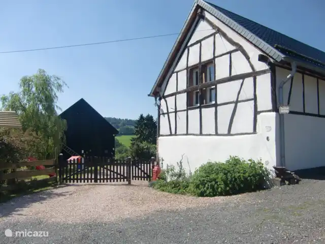 Location de Vacances Allemagne, Eifel, Blankenheim, maison de vacances - La petite maison de pierre entrée