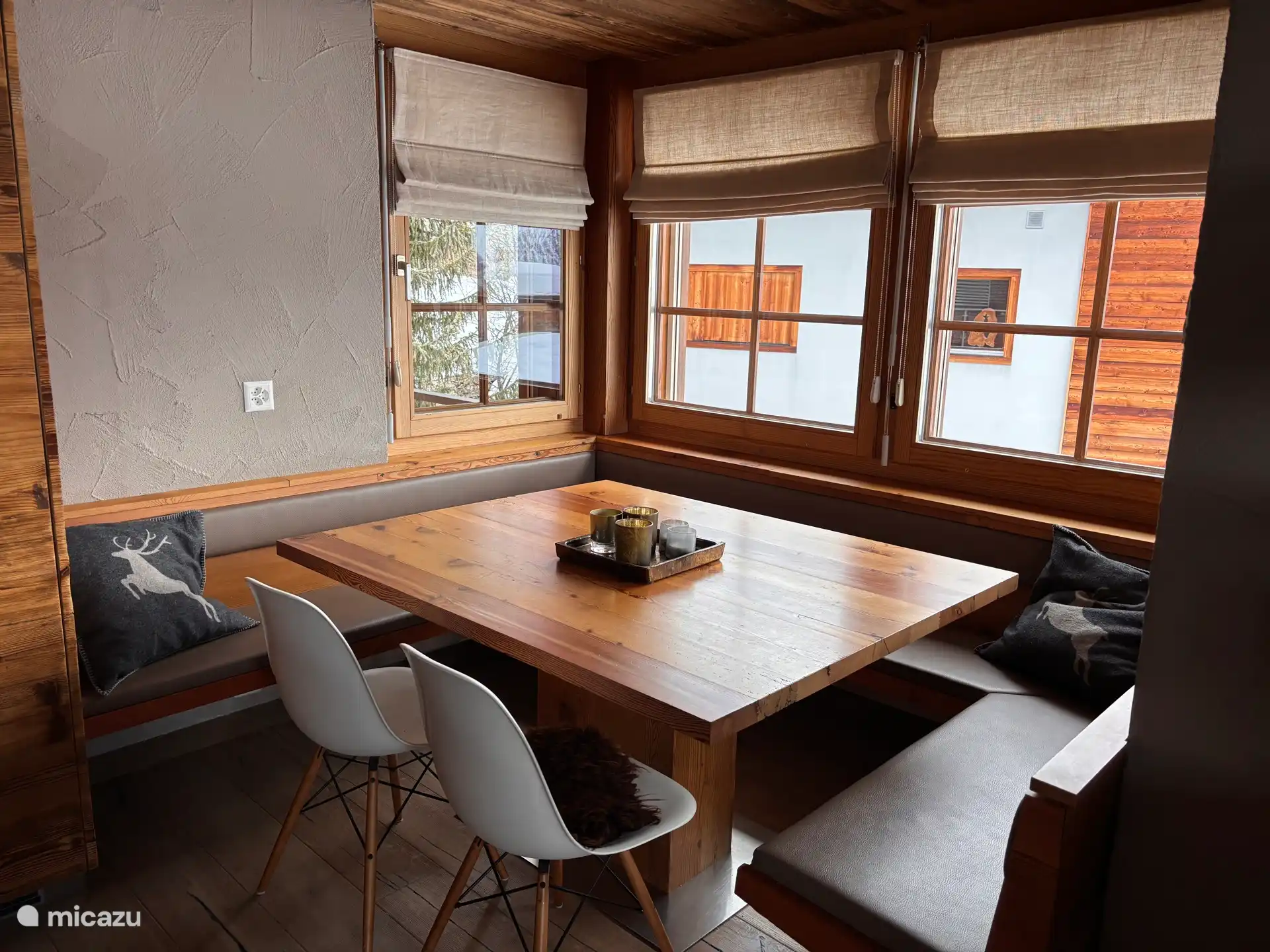 Gemütlicher Essbereich 