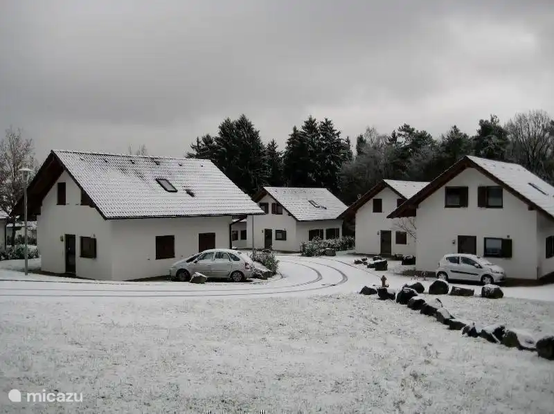 Dezember 2011. Schöner Schnee im Winter macht alles viel romantischer.