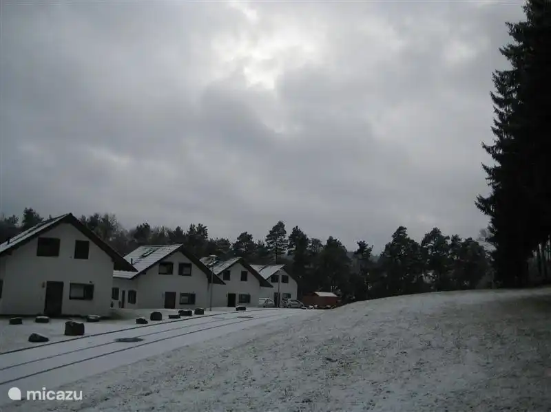 Deutlich weniger Schnee als beim Jahreswechsel 2010/11, aber was für ein schöner Himmel.