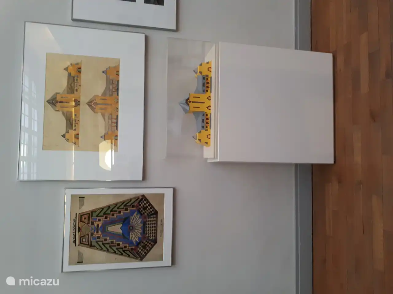 Innen heimlich fotografiert