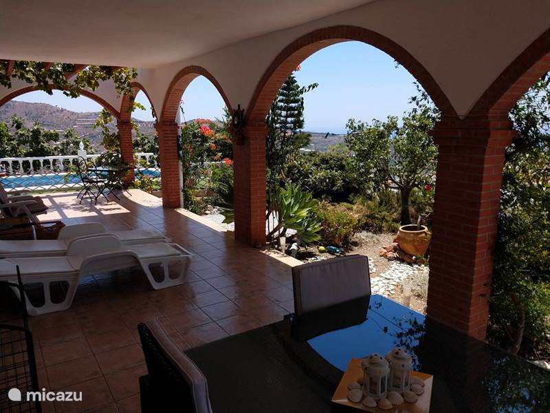 Vakantiehuis Spanje, Andalusië, Algarrobo Villa Vitoria Zeezicht, pool en speeltuin