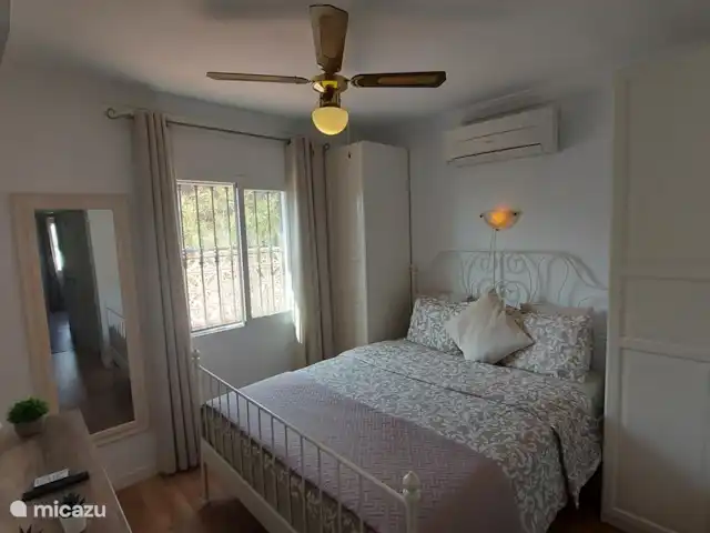 Vitoria Vue mer, piscine et aire de jeux | Espagne, Andalousie, Algarrobo - villa Chambre 1