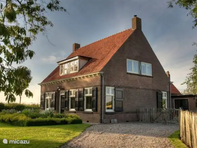 Hof Statendijk | Pays-Bas, Zélande, IJzendijke - ferme Allée de la maison de vacances de la cour.