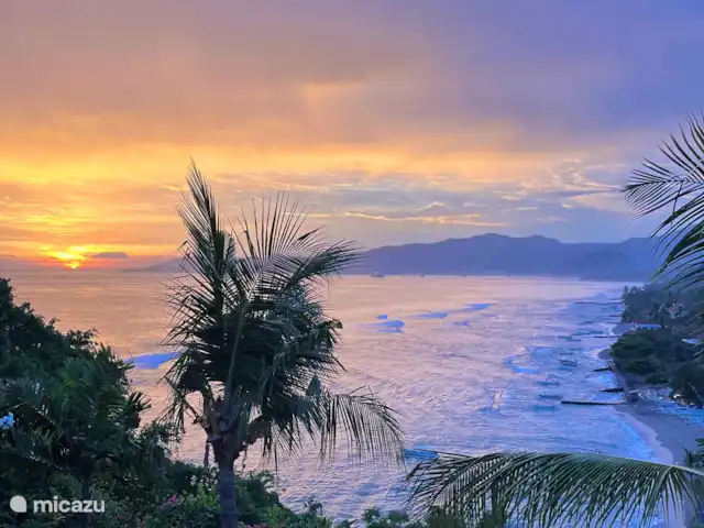 Residencia de la colina de Samuh en Indonesia, Bali, Amlapura - villa Hermosa puesta de sol