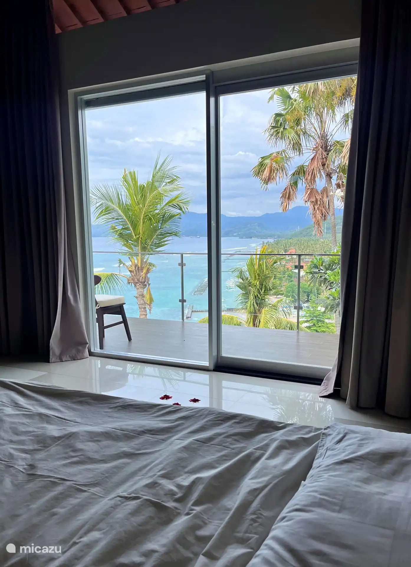 Bedroom with ensuite bathroom 1:
View from the bed