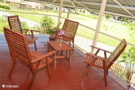 Vacation rental Suriname, Paramaribo, Paramaribo holiday house Bed & Breakfast Flores balcony