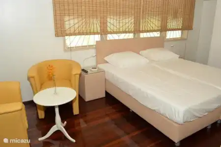 Vacation rental Suriname, Paramaribo, Paramaribo holiday house Bed & Breakfast Flores Room 2