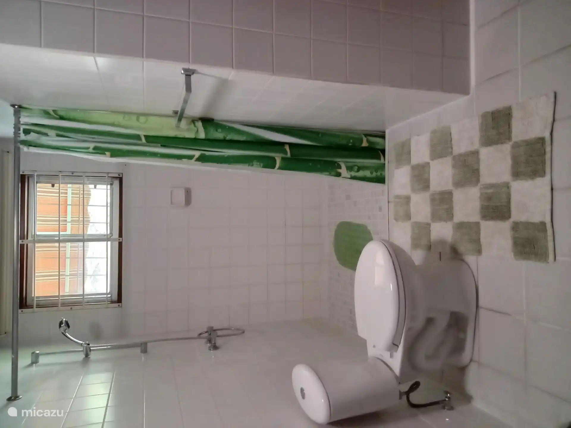 Posibilidad de ducharse con agua fría y caliente