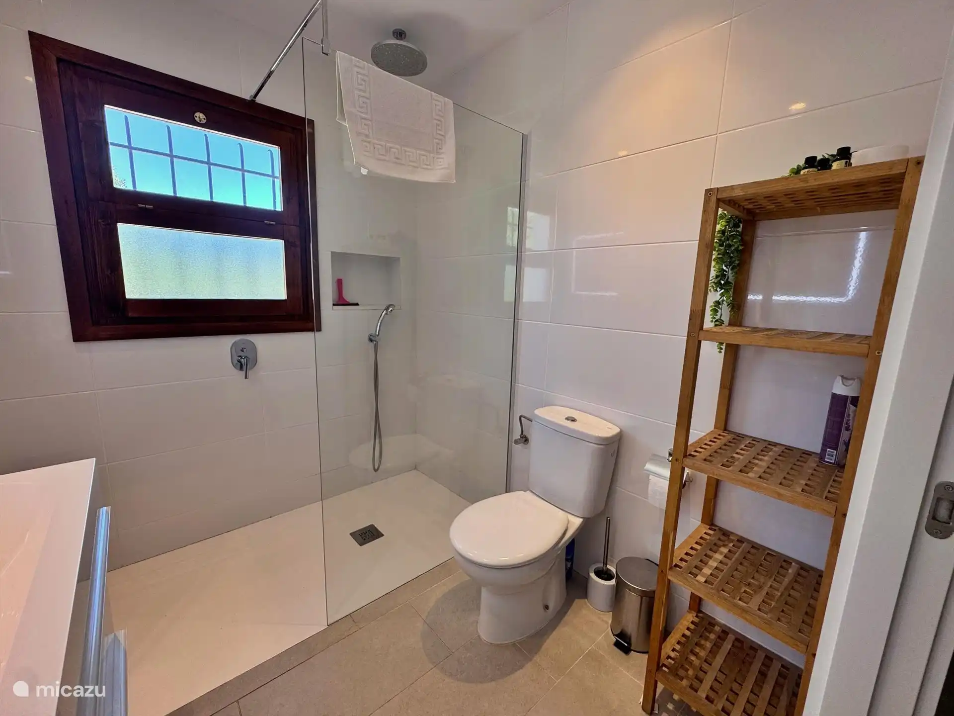 Salle de bain à l’étage appartement