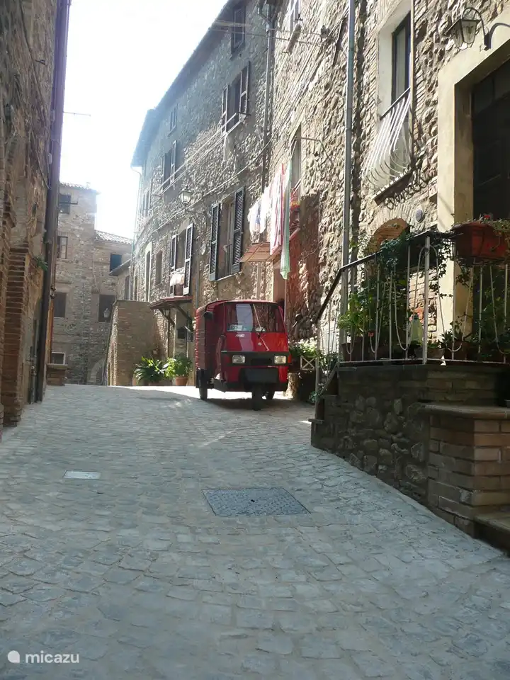 eine Gasse in Ficulle