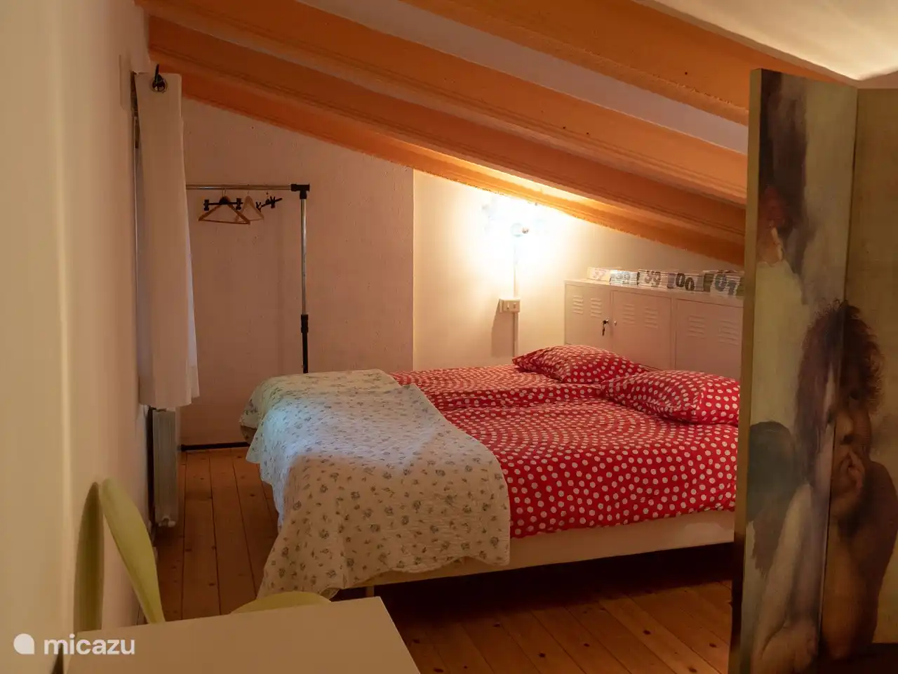 gemütliche 2-Zimmer auf der Mezzanine, halten Sie die Rafaello Engel zu sehen