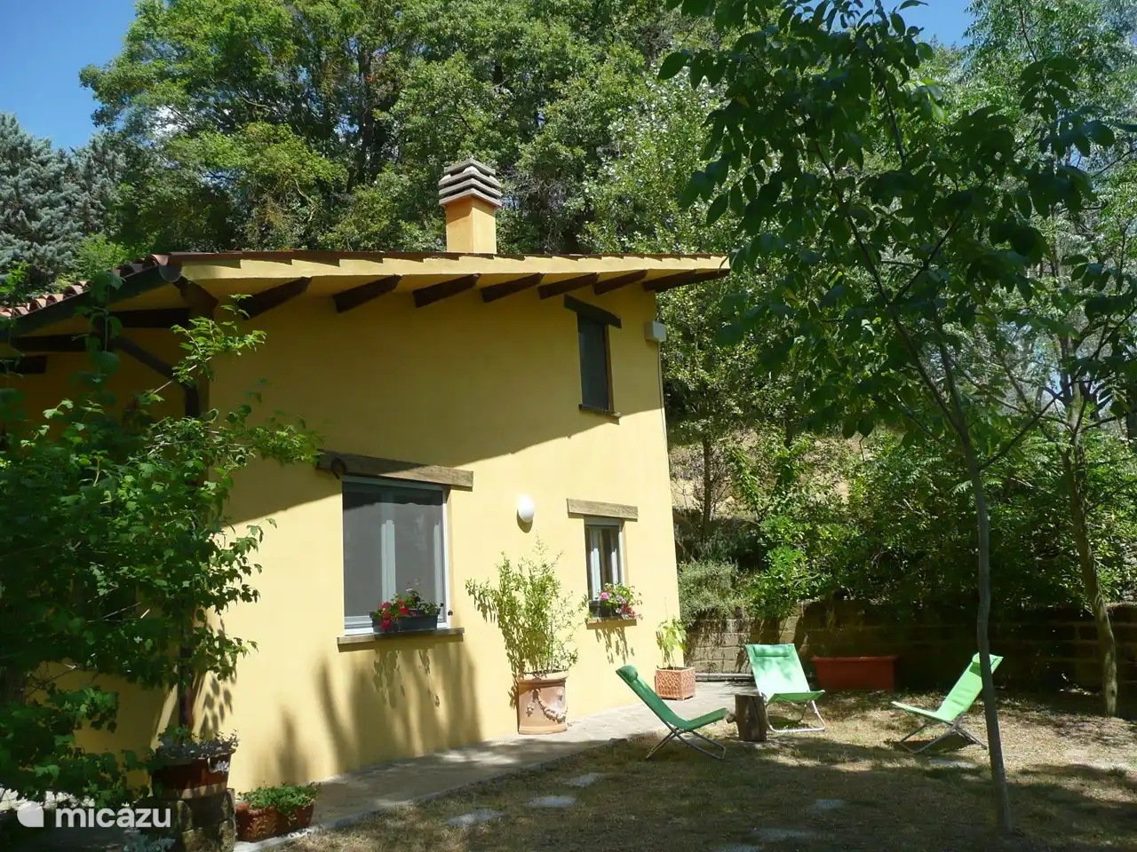 Privatgarten Da Nonna im Sommer