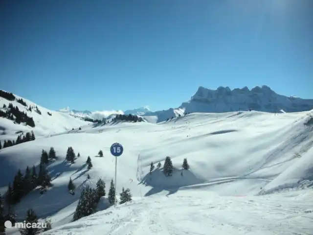Location de Vacances France, Haute-Savoie, Chatel, appartement - Chalet de Barbessine C 15 Vue des Dents du Midi