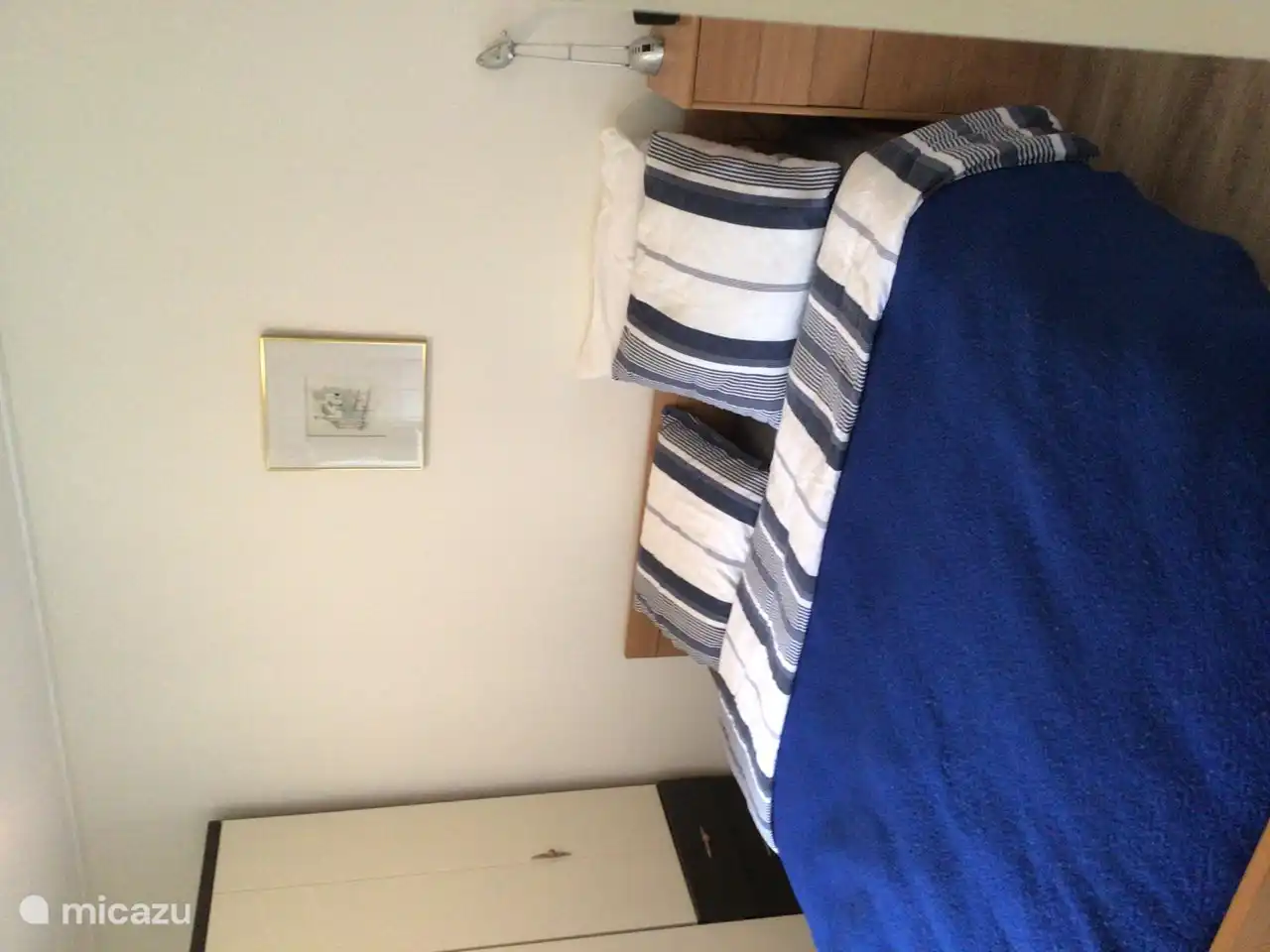 Schlafzimmer 1