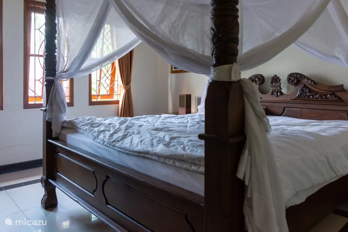 Chambre double. Il y a 2 chambres doubles dans la maison.