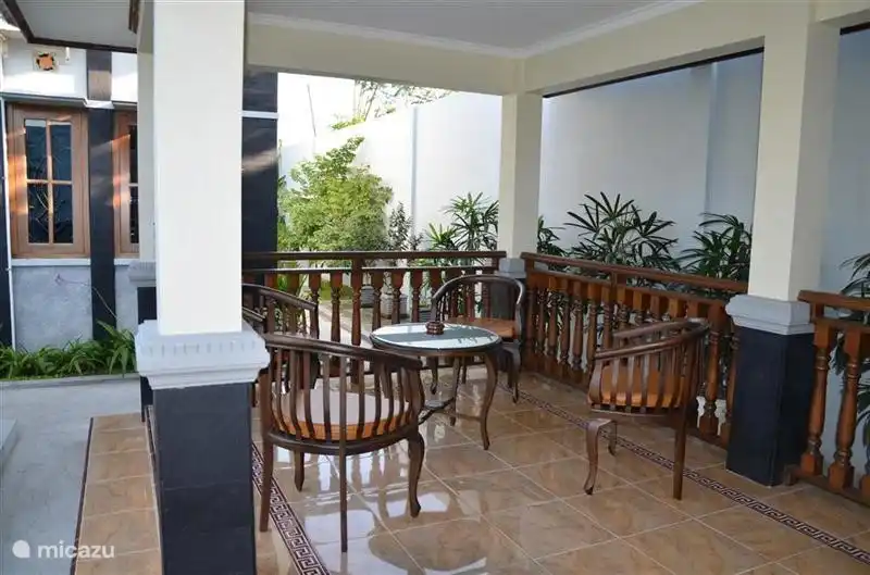 Belvédère avec sièges