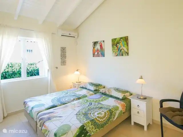 Villa Kas Orano | Curaçao, Banda Ariba (est), Jan Thiel - villa La deuxième chambre confortable avec salle de bain spacieuse partagée