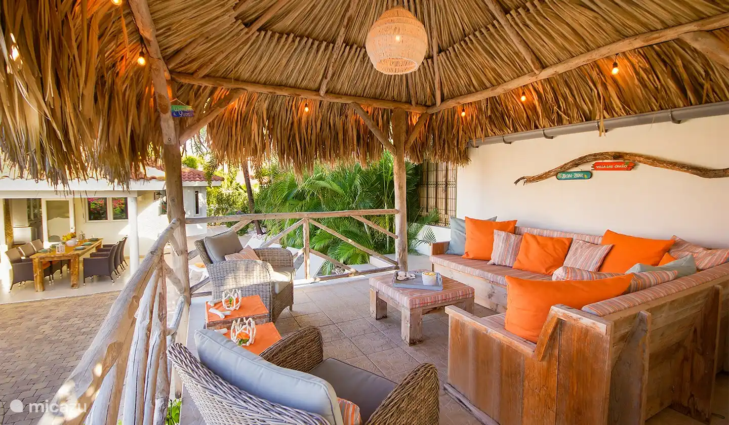 La terrasse palapa lounge pour se détendre