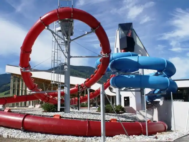 Haus-Myrte | Autriche, Salzburgerland, Flachau - appartement Therme Amadé, à 5 kilomètres de Flachau, Super toboggans et Sauna en piscine subtropicale.