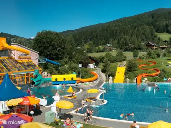 Wasserwelt in Wagrain, 15 Minuten entfernt, dieses schöne Schwimmbad für Groß und Klein.